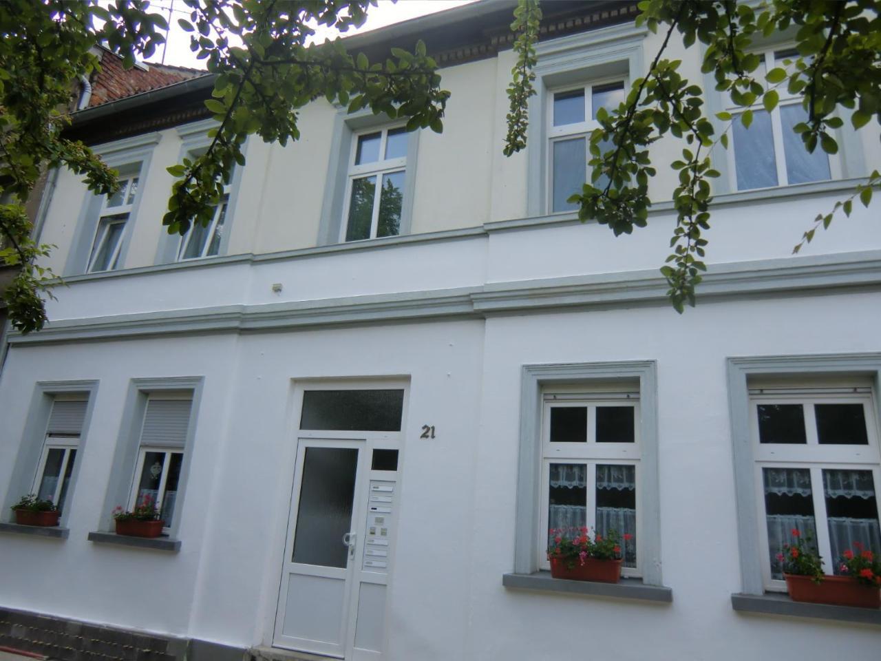 Ferienwohnung Rosenflair Schönebeck Zimmer foto
